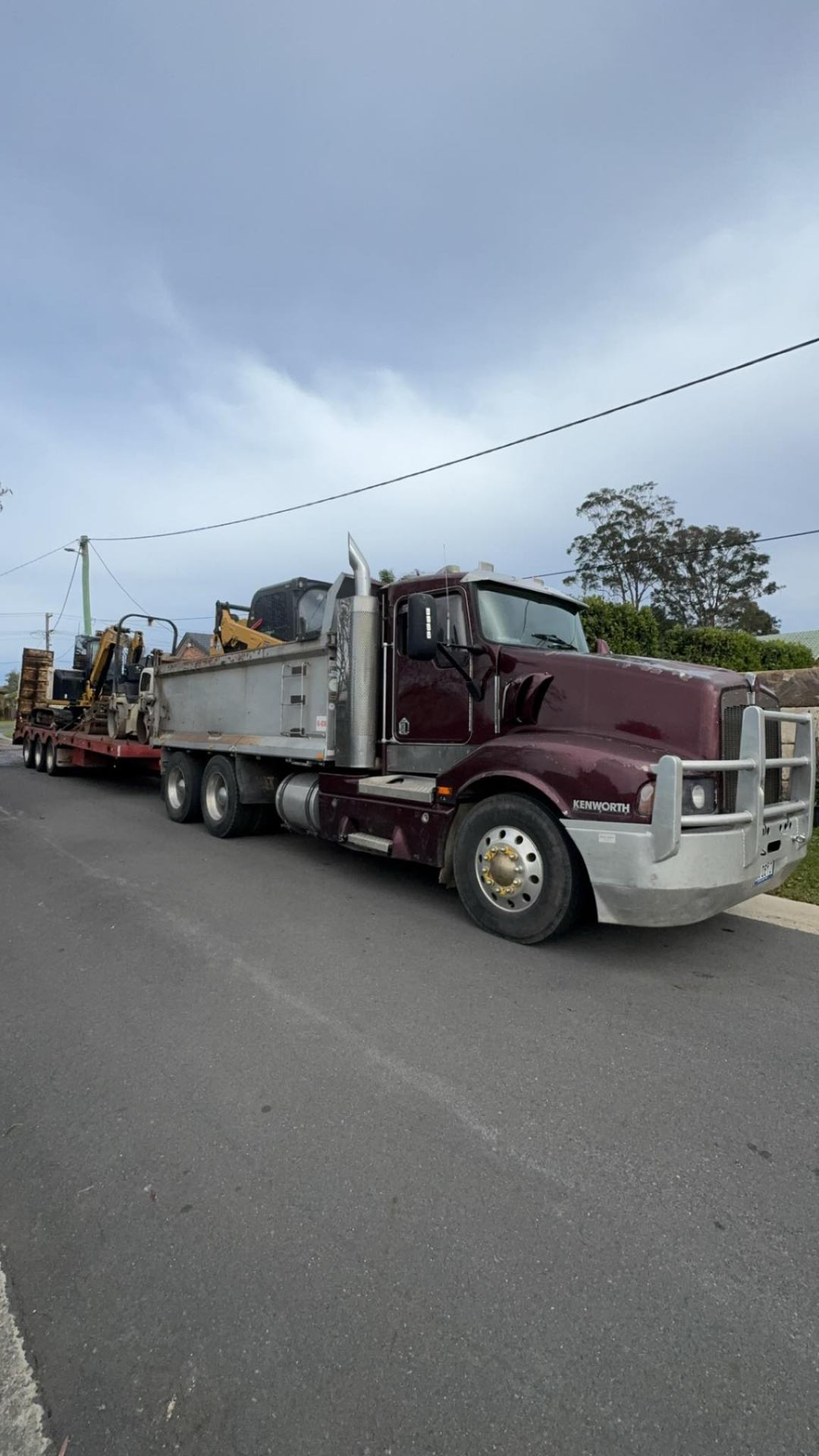 Kenworth tipper & float ready for delivery